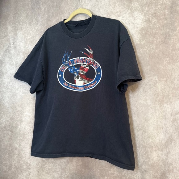 Vintage 90s Deer Hunting An American Tradition Deer‎ Flag Size XL Navy Blue - Picture 2 of 4